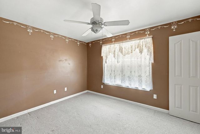 17021 VILLAGE LN, King George, VA 22485