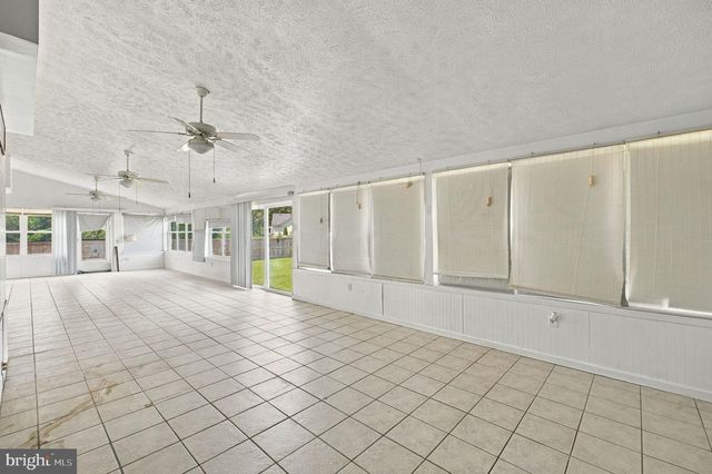 17021 VILLAGE LN, King George, VA 22485