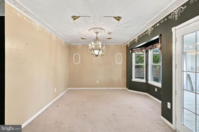 17021 VILLAGE LN, King George, VA 22485