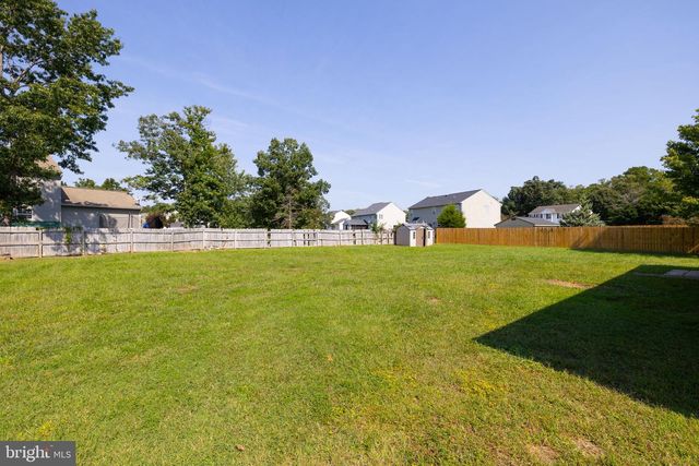 17021 VILLAGE LN, King George, VA 22485