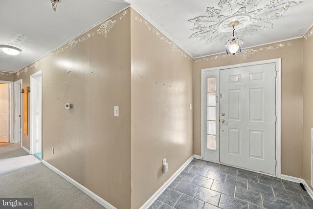 17021 VILLAGE LN, King George, VA 22485