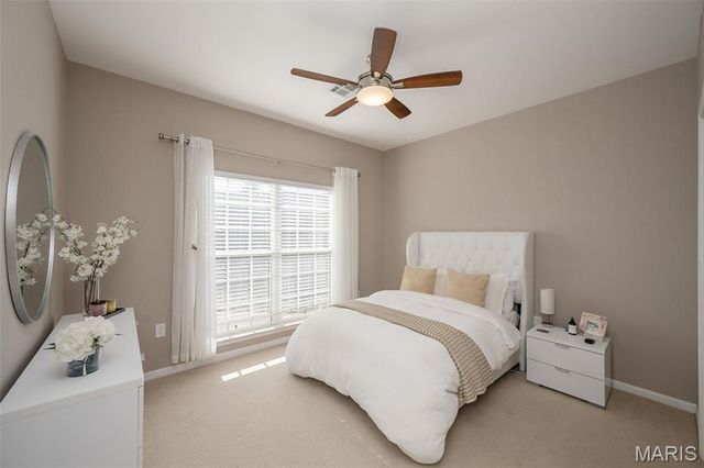 37 Kassebaum Lane 305, St Louis, MO 63129