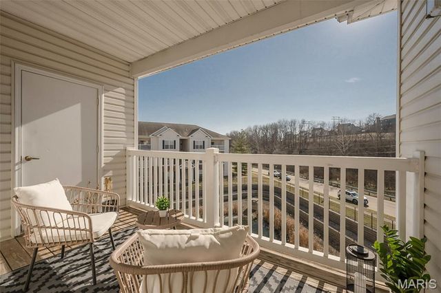 37 Kassebaum Lane 305, St Louis, MO 63129