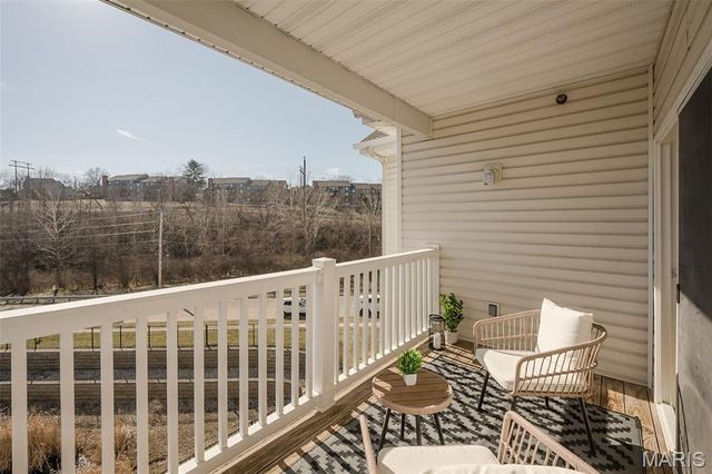 37 Kassebaum Lane 305, St Louis, MO 63129