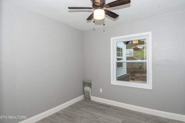 2419 Cecil Ave, Knoxville, TN 37917