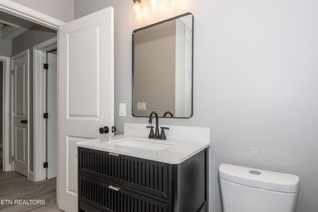 2419 Cecil Ave, Knoxville, TN 37917