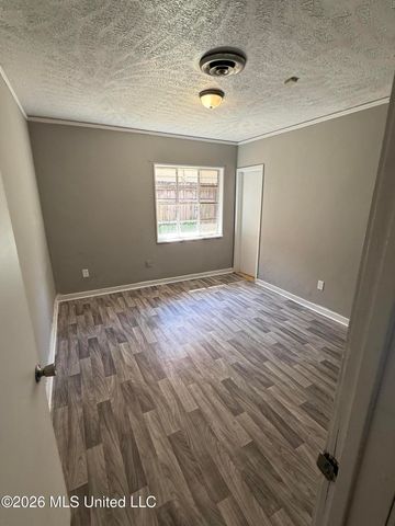 3938 Oakhill Drive, Jackson, MS 39206