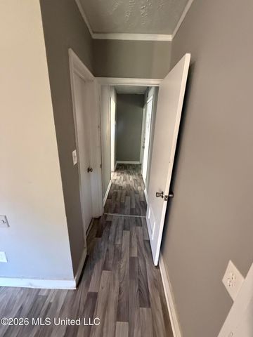 3938 Oakhill Drive, Jackson, MS 39206