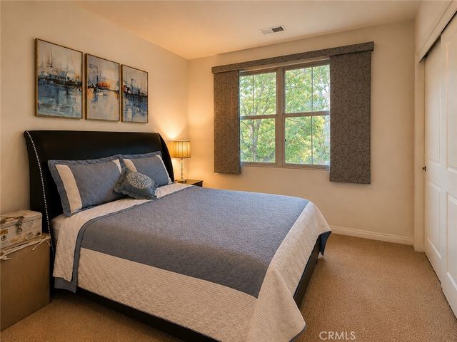 66 Overbrook, Irvine, CA 92620