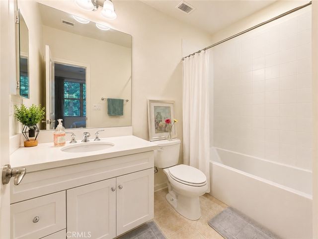 66 Overbrook, Irvine, CA 92620