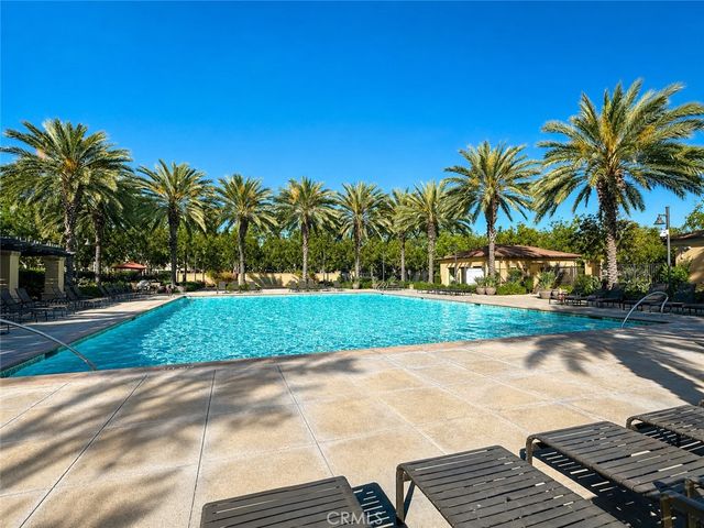 66 Overbrook, Irvine, CA 92620