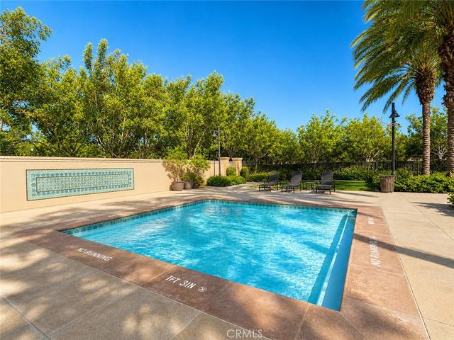 66 Overbrook, Irvine, CA 92620