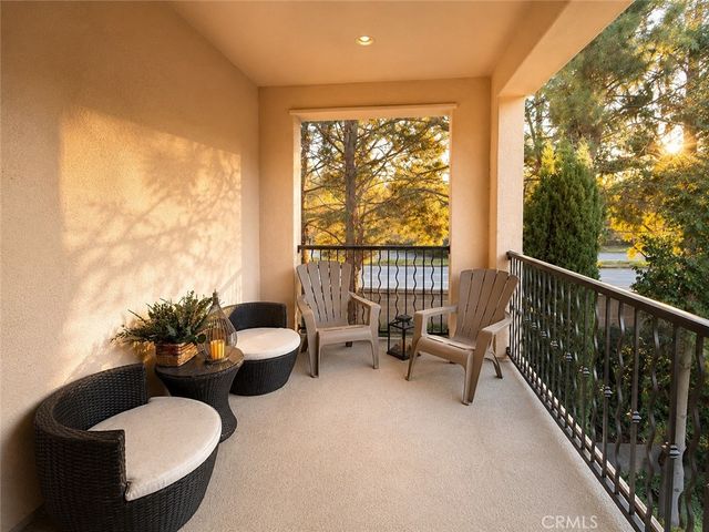 66 Overbrook, Irvine, CA 92620