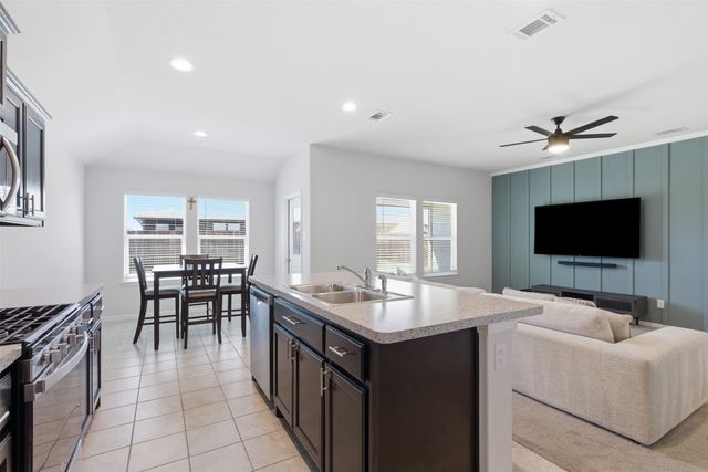 16617 Portage Street, Justin, TX 76247