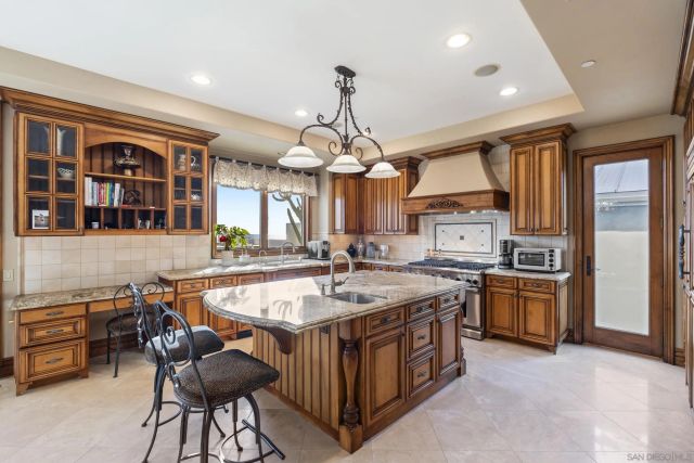 518 Neptune, Encinitas, CA 92024