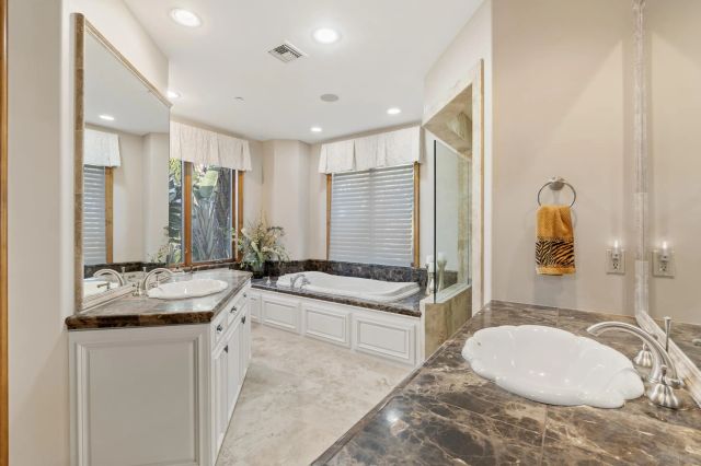 518 Neptune, Encinitas, CA 92024