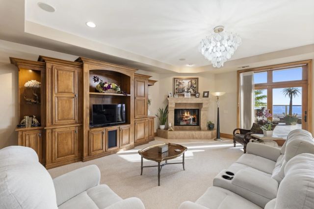 518 Neptune, Encinitas, CA 92024