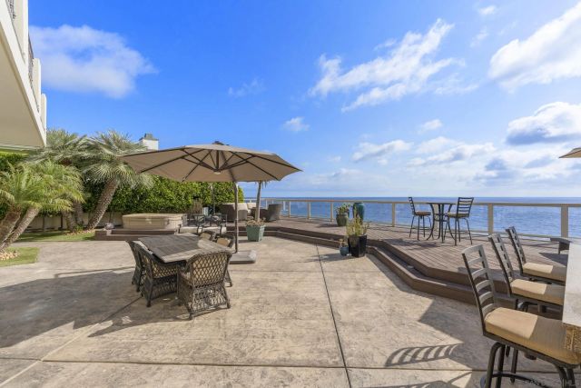 518 Neptune, Encinitas, CA 92024