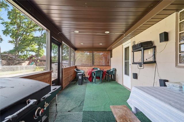 954 Ellen Drive, Baldwin Boro, PA 15227