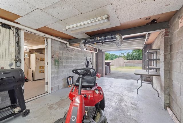 954 Ellen Drive, Baldwin Boro, PA 15227