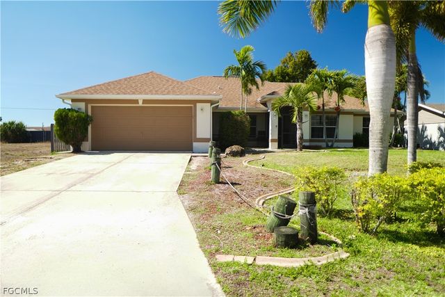 2620 NE 21st CT, Cape Coral, FL 33909