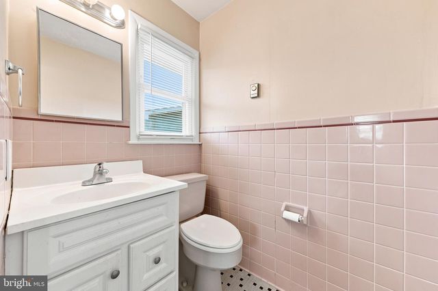 21 CLAY CIR, Brick, NJ 08724