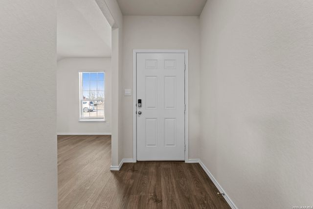 154 Double L Dr, Comfort, TX 78013