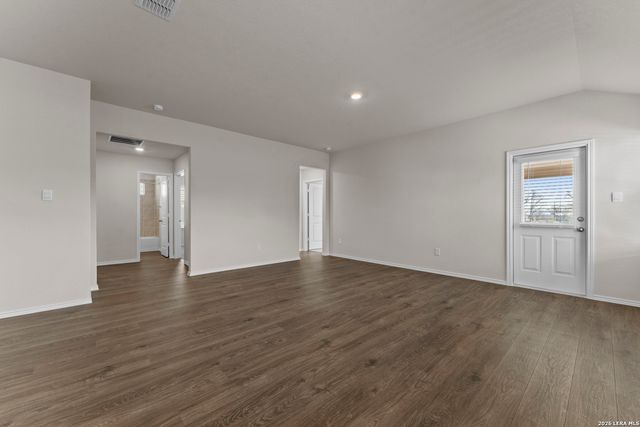 154 Double L Dr, Comfort, TX 78013