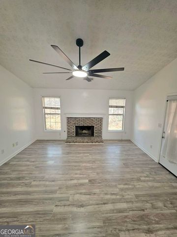 2400 Miller Oaks Circle, Decatur, GA 30035