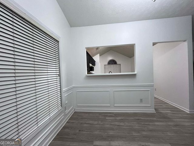 2400 Miller Oaks Circle, Decatur, GA 30035