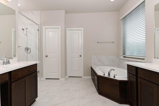 32236 Highwood Green Lane, Conroe, TX 77385