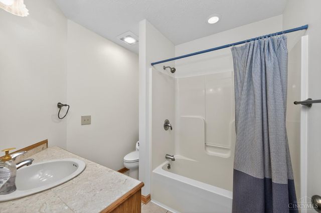 3005 Smith Road, Chester Twp, OH 45177