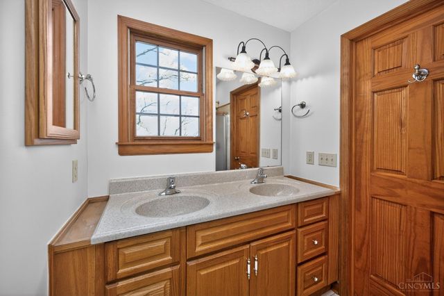 3005 Smith Road, Chester Twp, OH 45177