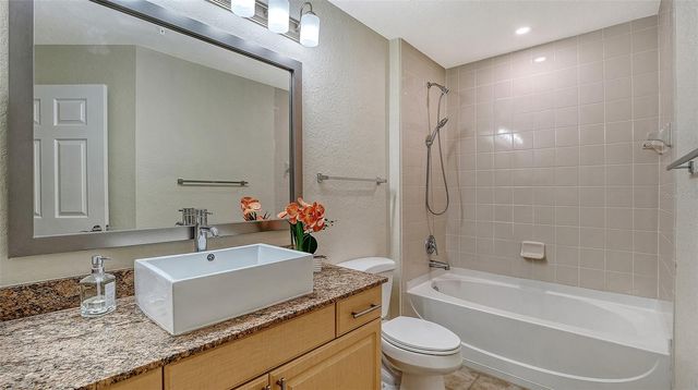 1064 N TAMIAMI TRAIL 1125, Sarasota, FL 34236