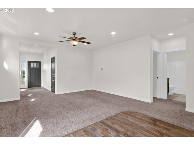 32944 E LINCOLN Way, Eugene, OR 97408