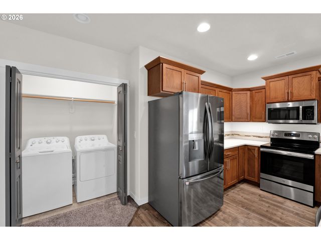 32944 E LINCOLN Way, Eugene, OR 97408