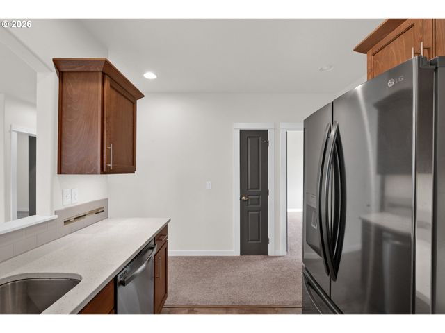 32944 E LINCOLN Way, Eugene, OR 97408