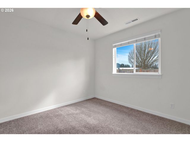 32944 E LINCOLN Way, Eugene, OR 97408