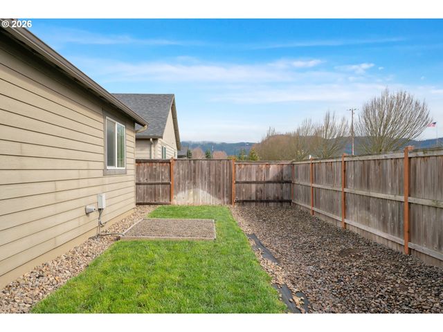 32944 E LINCOLN Way, Eugene, OR 97408