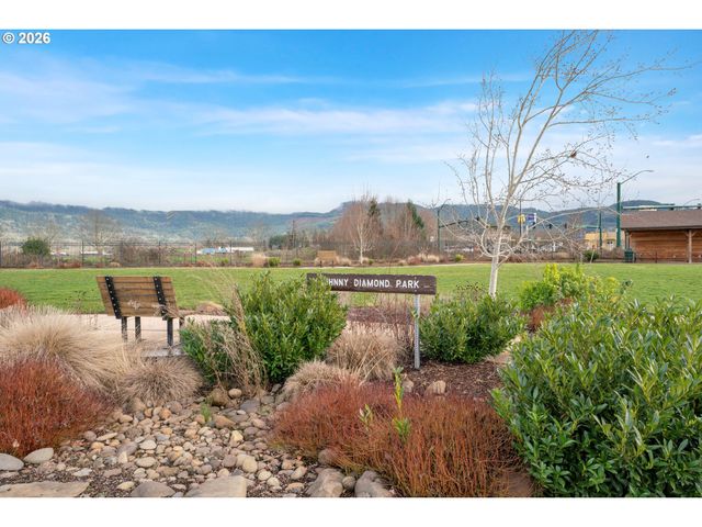 32944 E LINCOLN Way, Eugene, OR 97408