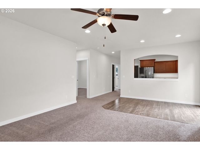 32944 E LINCOLN Way, Eugene, OR 97408