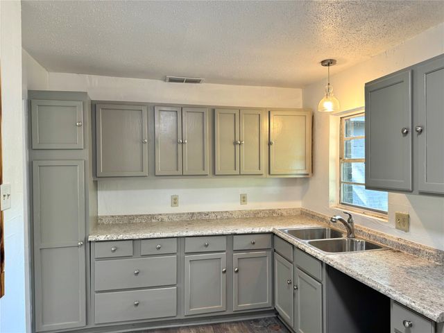 718 Jack Street, Seagoville, TX 75159