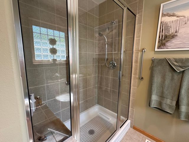 607 13th Avenue N, Moorhead, MN 56560