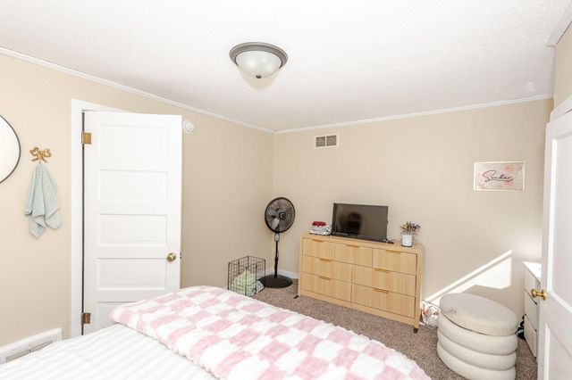 1638 9th Street N, Fargo, ND 58102