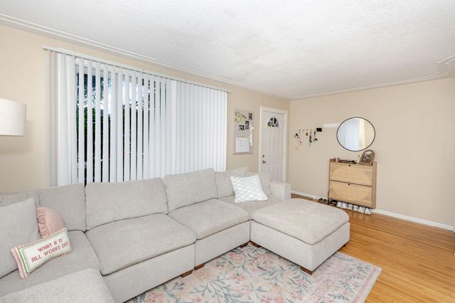 1638 9th Street N, Fargo, ND 58102