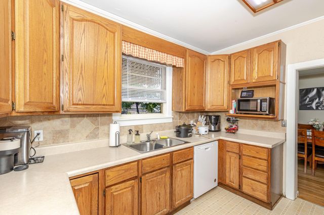 1638 9th Street N, Fargo, ND 58102