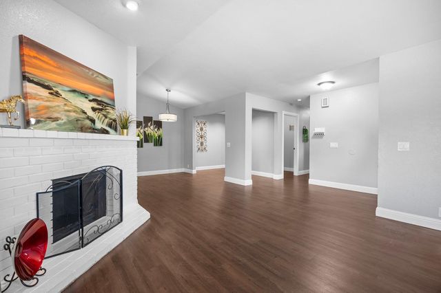 6054 Peoria Dr, Citrus Heights, CA 95621