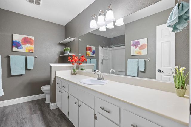 6054 Peoria Dr, Citrus Heights, CA 95621