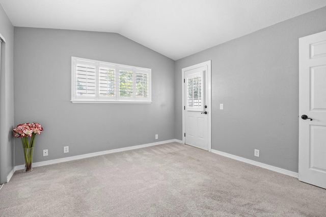 6054 Peoria Dr, Citrus Heights, CA 95621