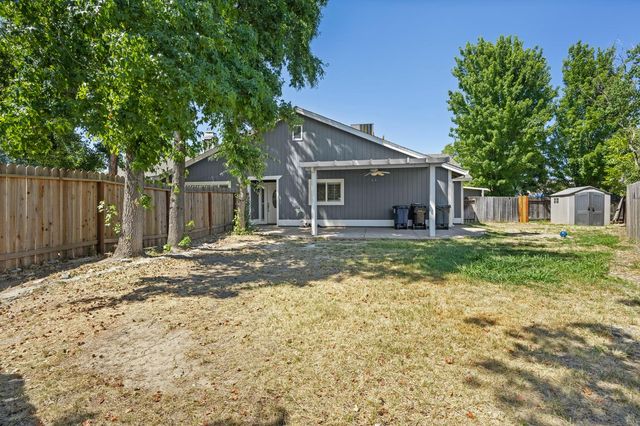 6054 Peoria Dr, Citrus Heights, CA 95621